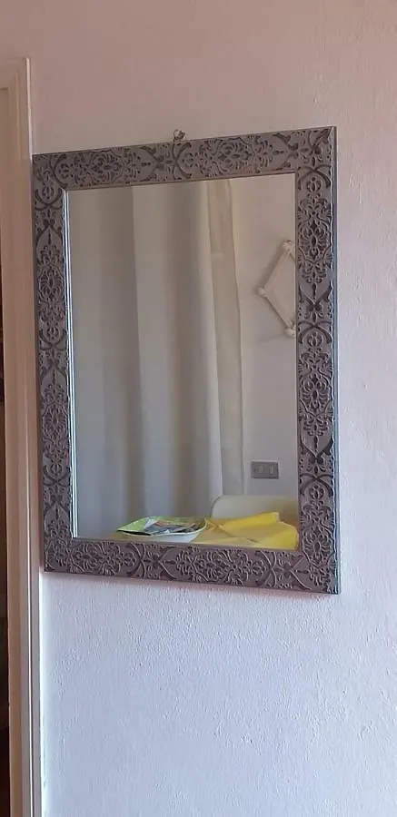 Casa Vacanza Azzurra Appartamento Porto Azzurro 0*,  Italia